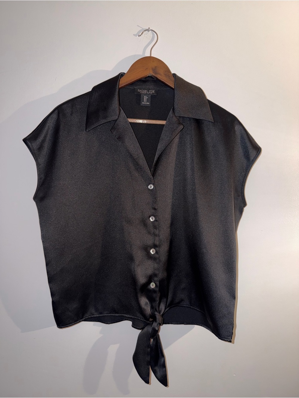 Rachel Zoe Black Satin Tie-Hem Button Down Cap Sleeve Top